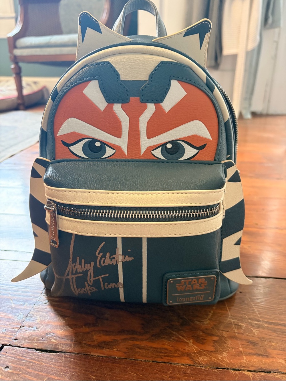 Star Wars Ahsoka Backpack Grotto Treasures Exclusive Signed by Ashley Eckstein